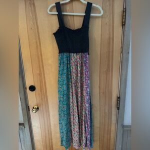 Women’s Natural Life floral dress / size M